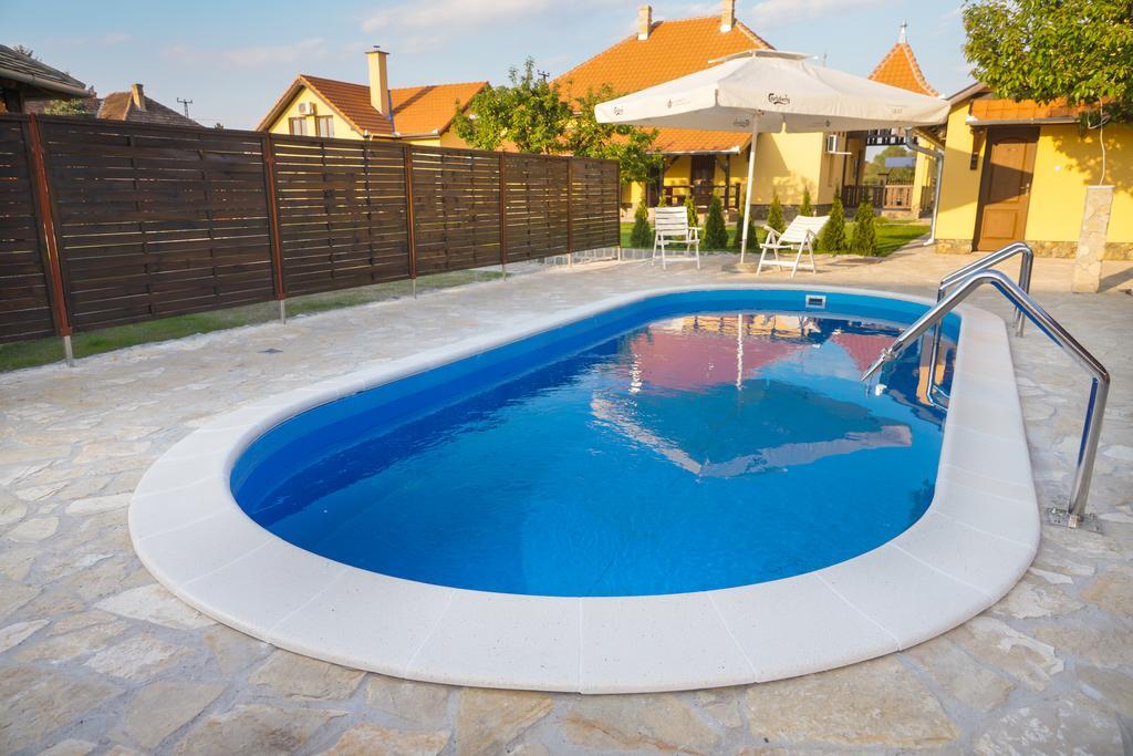 Amfora Hotel Palic Exterior photo